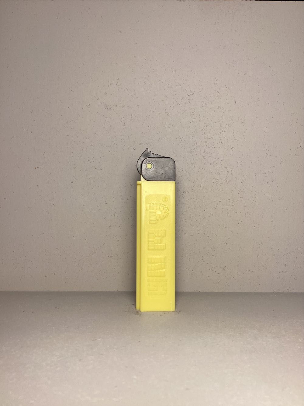 Regular- Retro - REGULARS pez collectible - Main Image 2