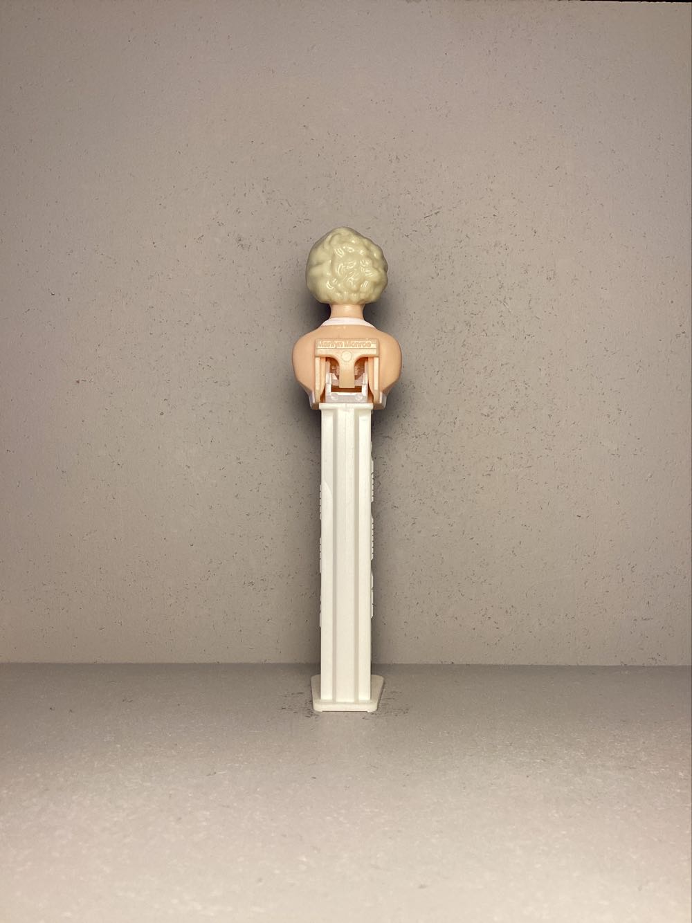 Humans- Marilyn Monroe - Humans pez collectible - Main Image 3