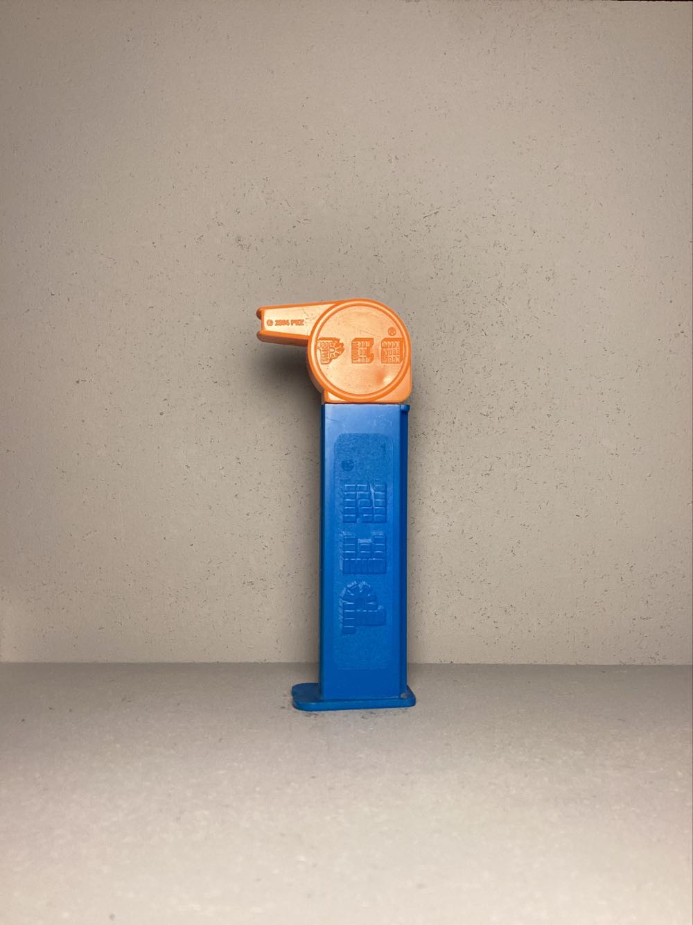 Whistle- Coach- Whistle B - Whistles pez collectible - Main Image 4