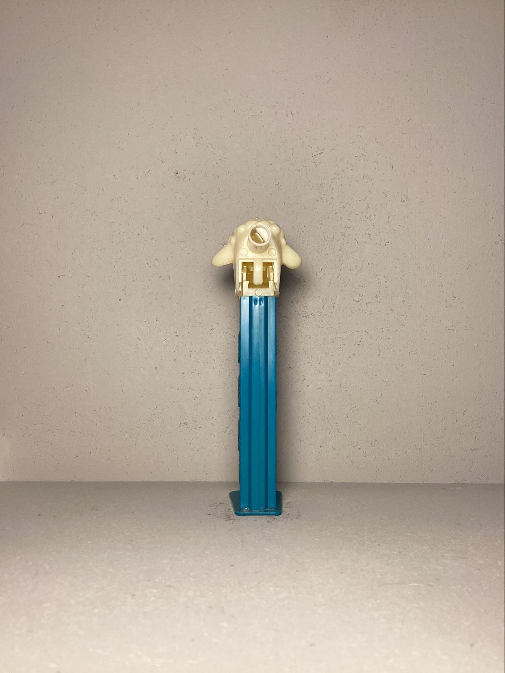 Lamb Whistle (3.9 Stem) Remake - MERRY MUSIC MAKERS pez collectible - Main Image 3