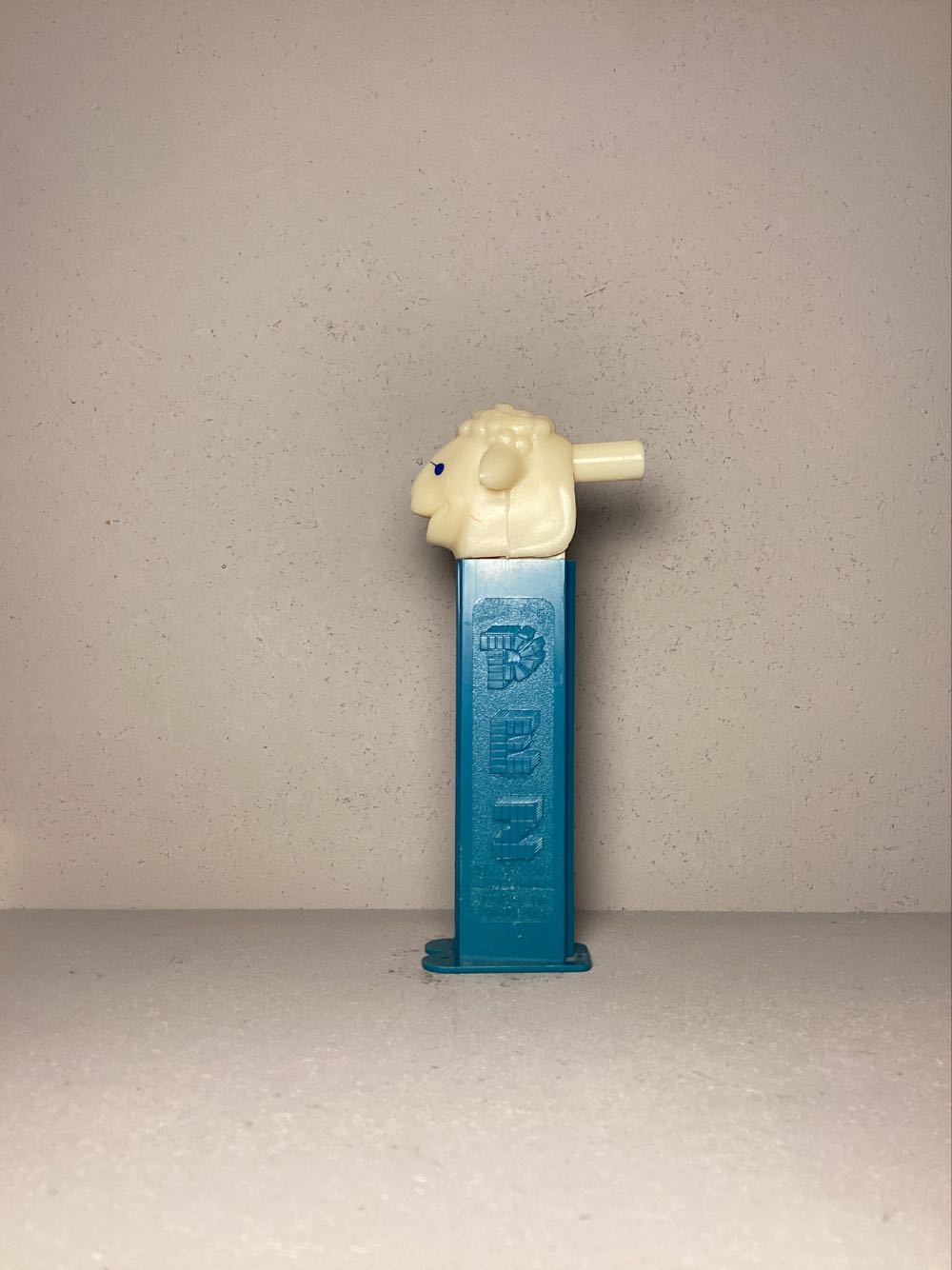 Lamb Whistle (3.9 Stem) Remake - MERRY MUSIC MAKERS pez collectible - Main Image 4
