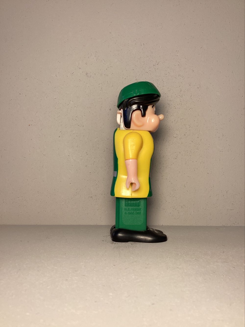 Pez Pal- British Petroleum Boy - Pez Pals pez collectible - Main Image 2