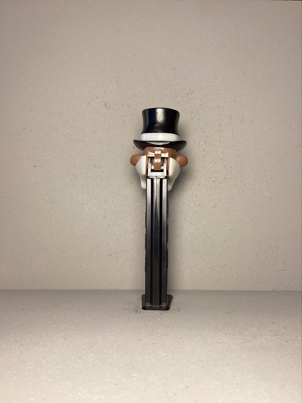 Pez Pal - Groom B Dark Skin - Pez Pals pez collectible - Main Image 3