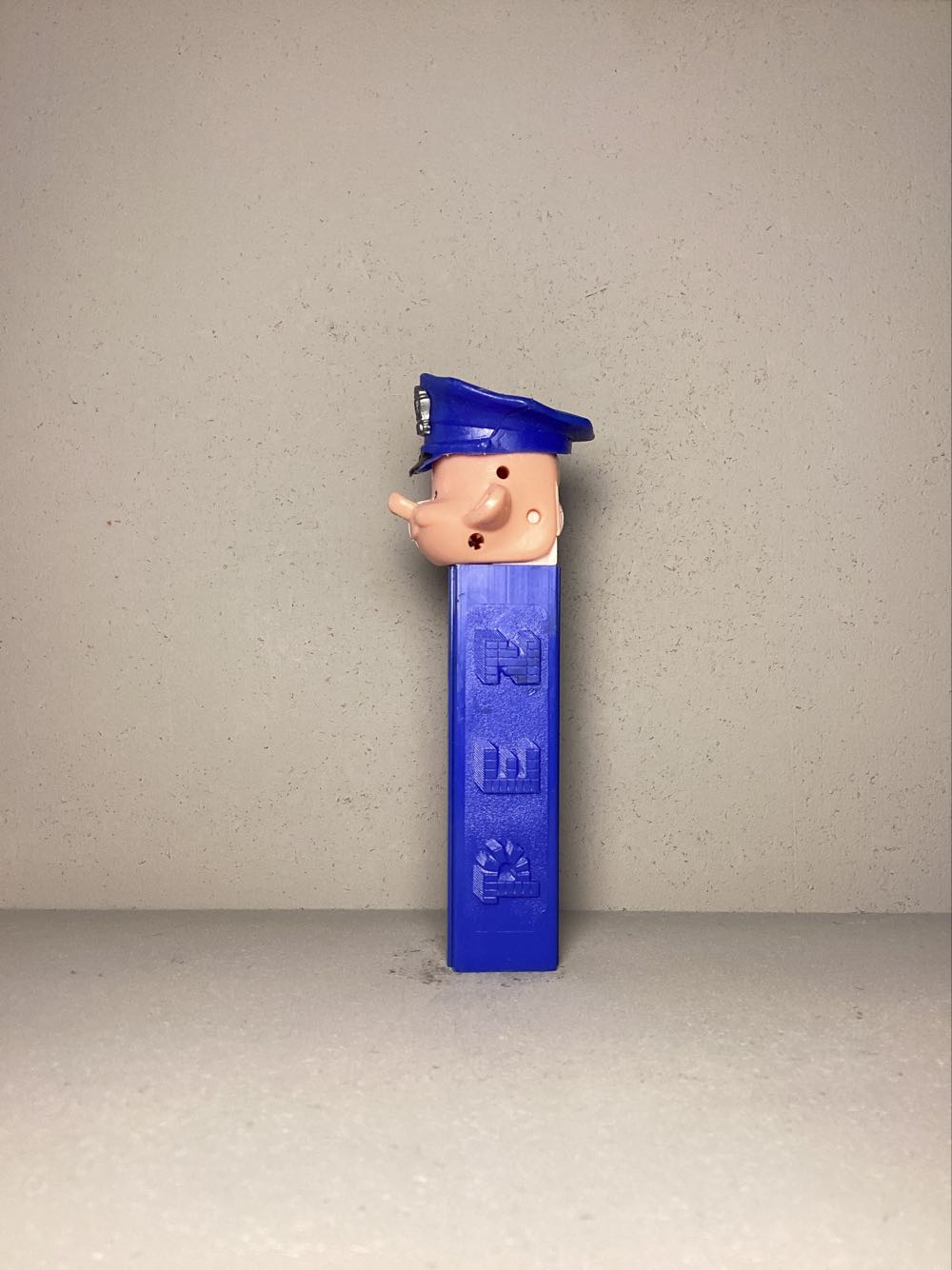 Pez Pal- Policeman A - Pez Pals pez collectible - Main Image 4