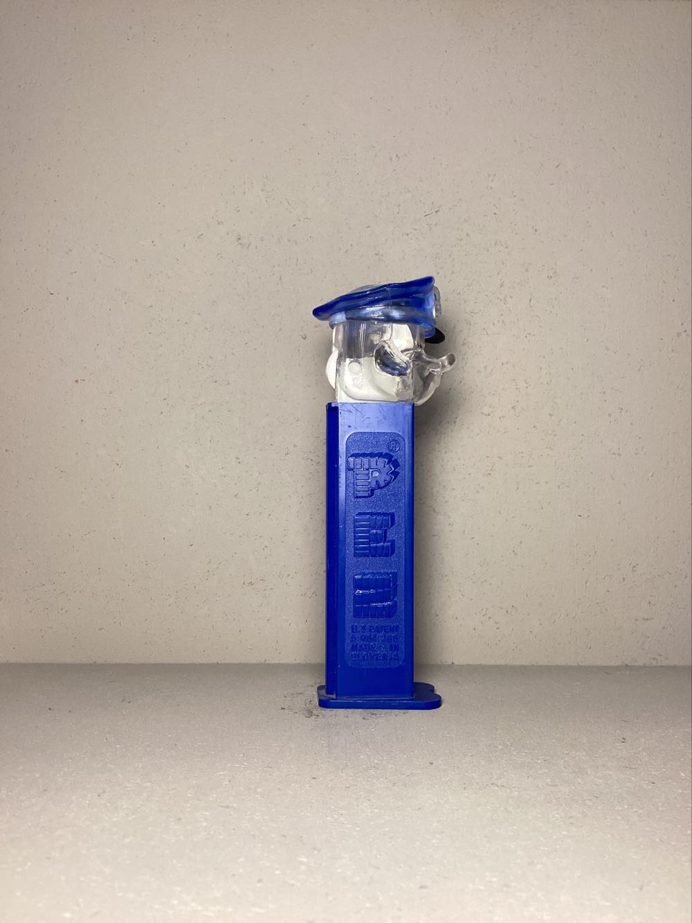 Pez Pal- Policeman B - Pez Pals pez collectible - Main Image 2