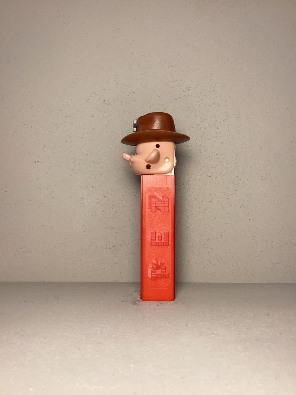 Pez Pal- Sheriff - Pez Pals pez collectible - Main Image 4