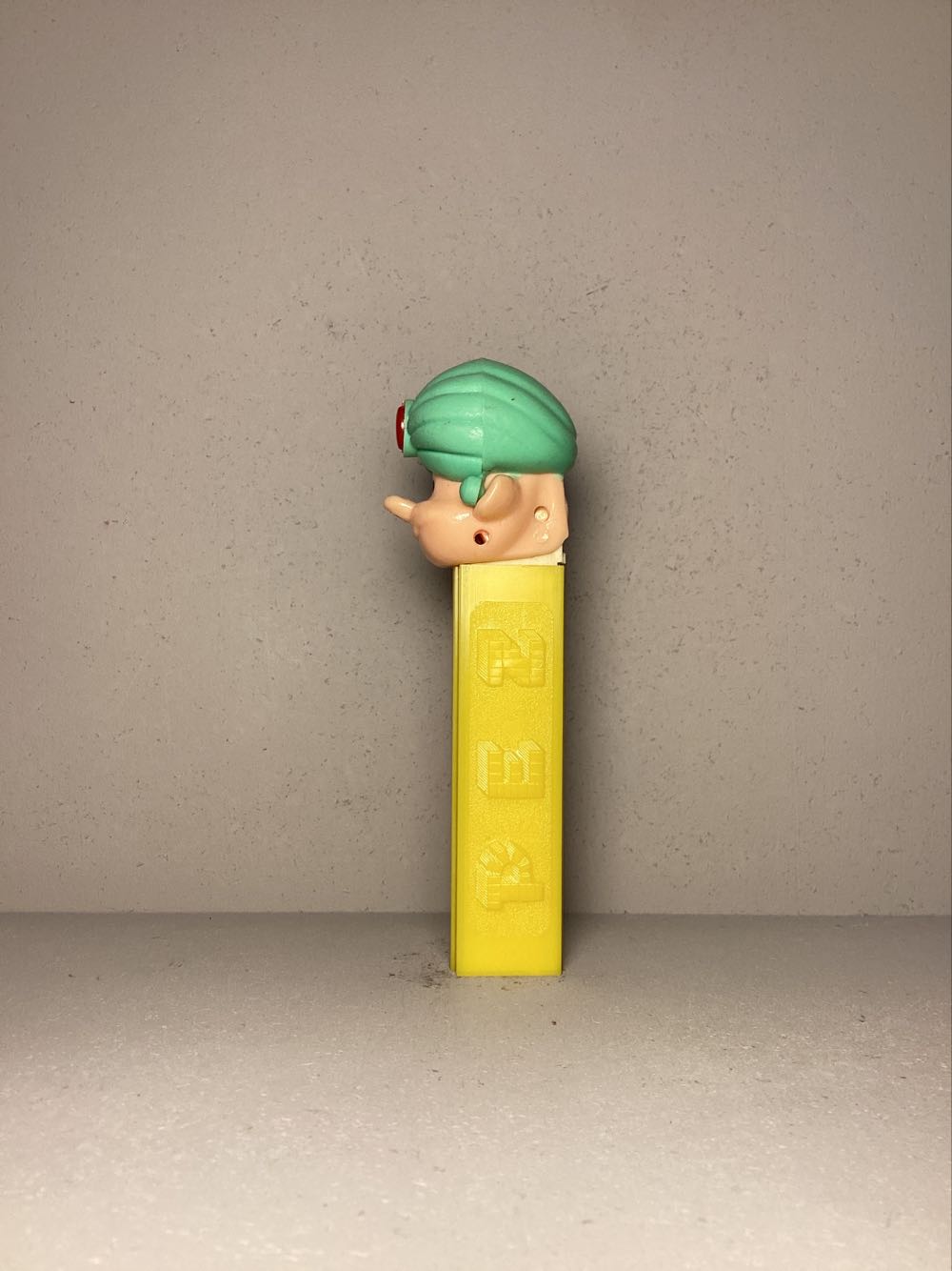 Pez Pal- Maharajah - Pez Pals pez collectible - Main Image 4