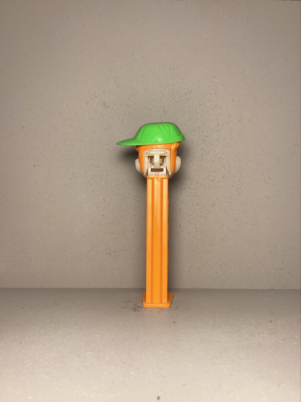 Pez Pal- Shell Man - Pez Pals pez collectible - Main Image 3