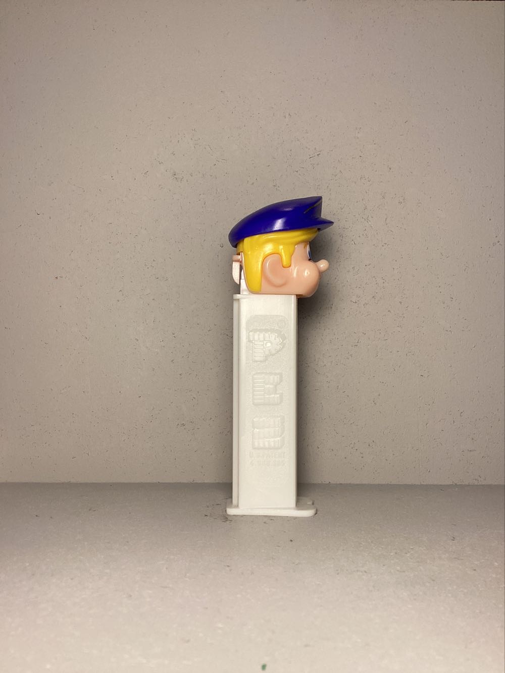 Pez Pal- Mariner - Pez Pals pez collectible - Main Image 2