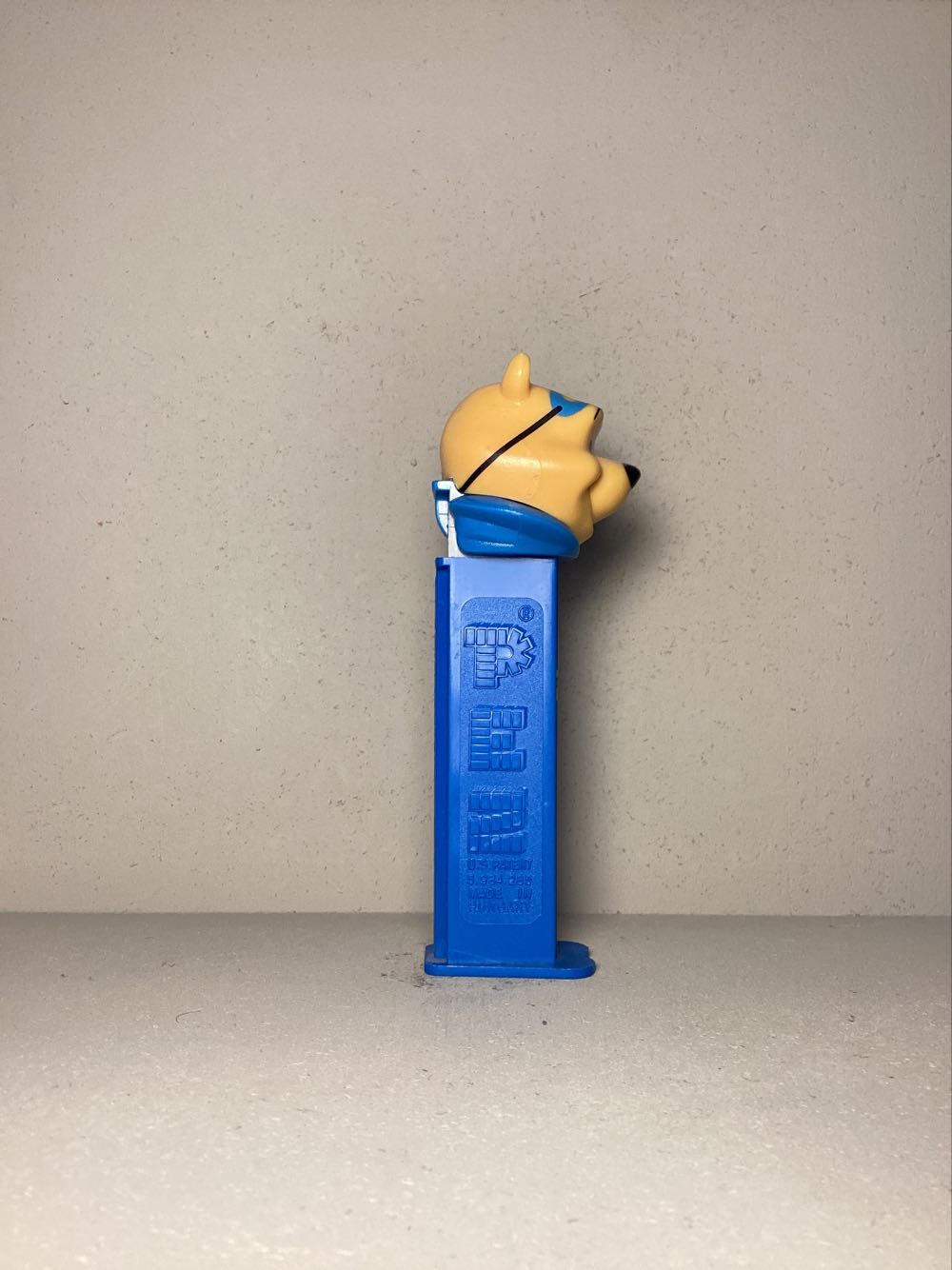 Disney, Pooh- Winnie Sleuth - Licenced Characters pez collectible - Main Image 2