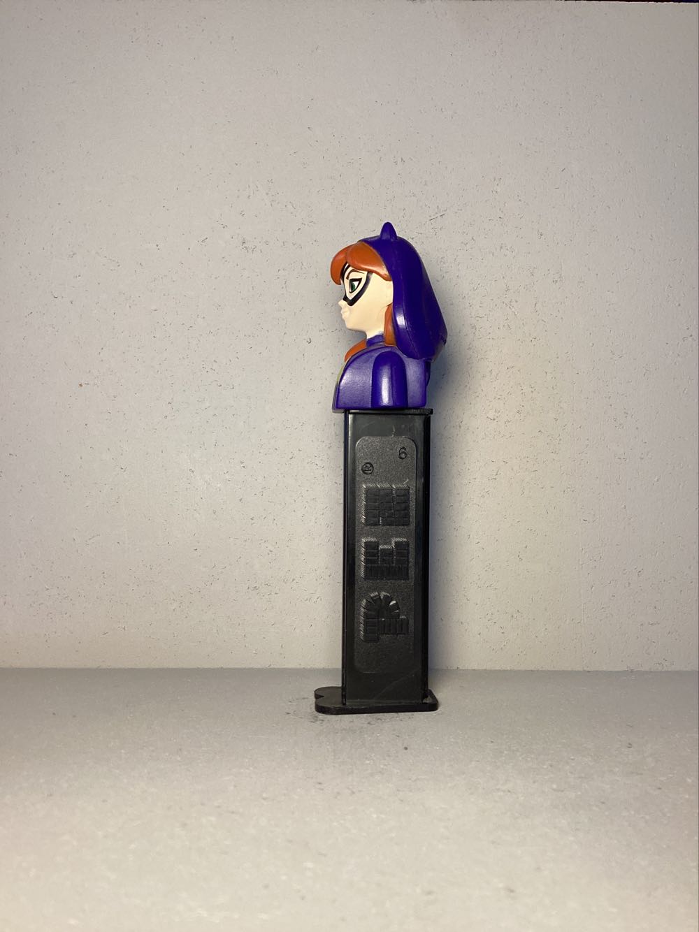 Super Heroes- Girls DC- Batgirl - Licenced Characters pez collectible - Main Image 4