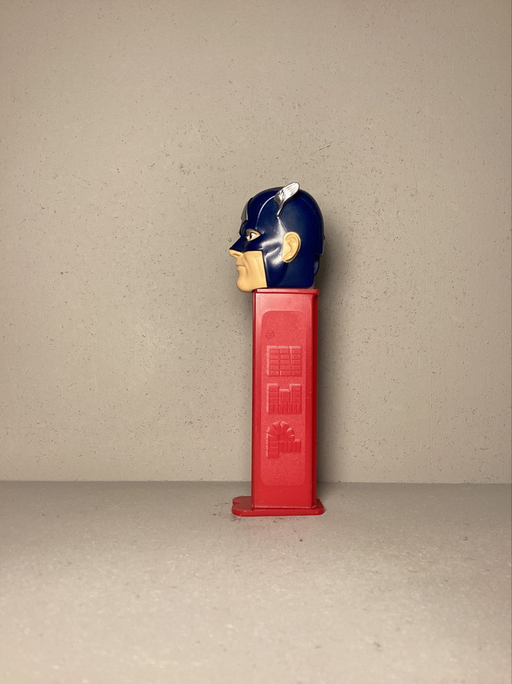 Super Heroes& Villains, Marvel- Captain America B - Licenced Characters pez collectible - Main Image 4