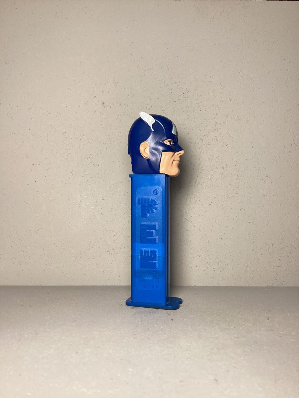 Super Heroes& Villains, Marvel- Captain America B - Licenced Characters pez collectible - Main Image 3