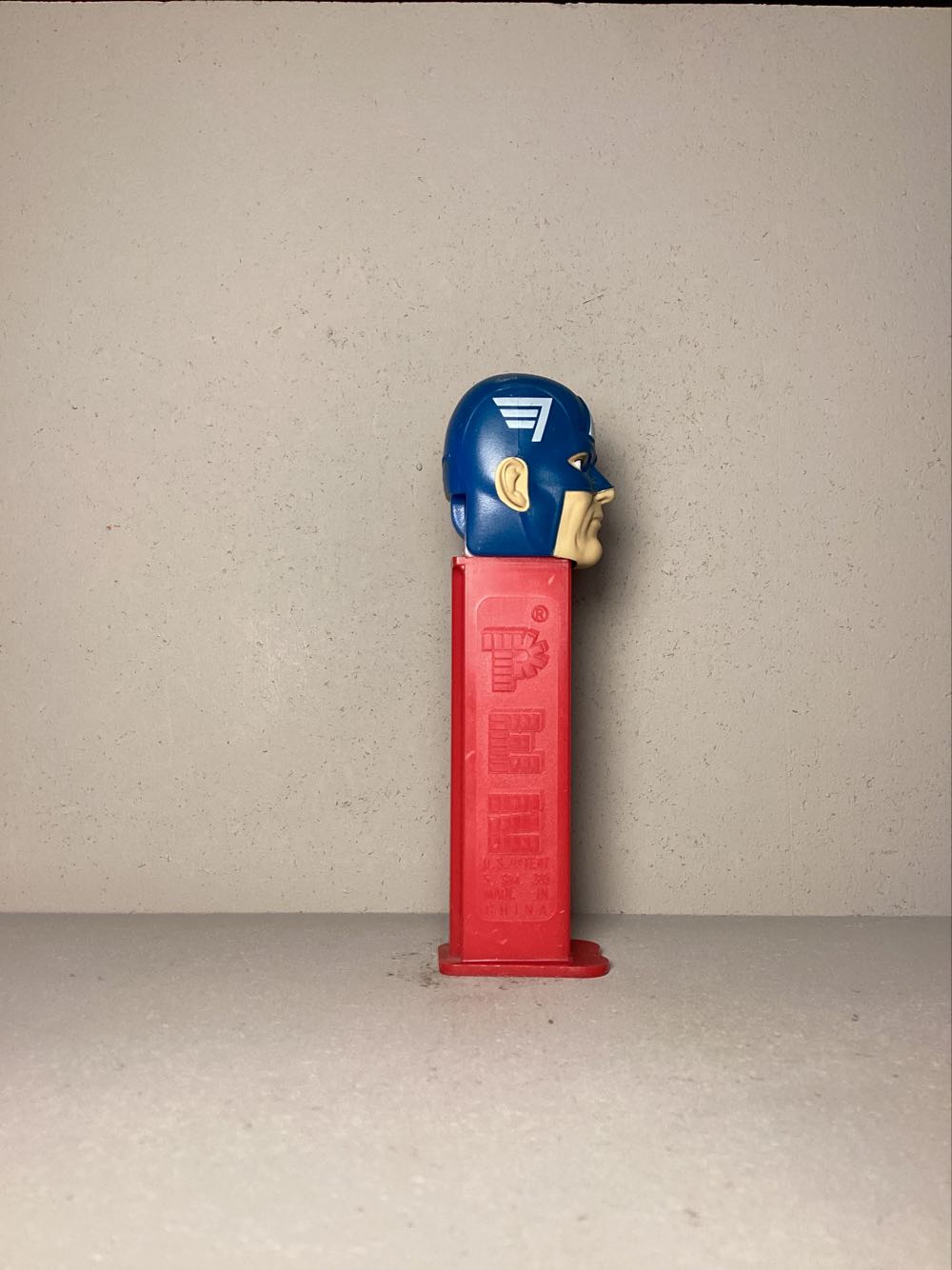 Super Heroes& Villains, Marvel- Captain America C - Licenced Characters pez collectible - Main Image 2