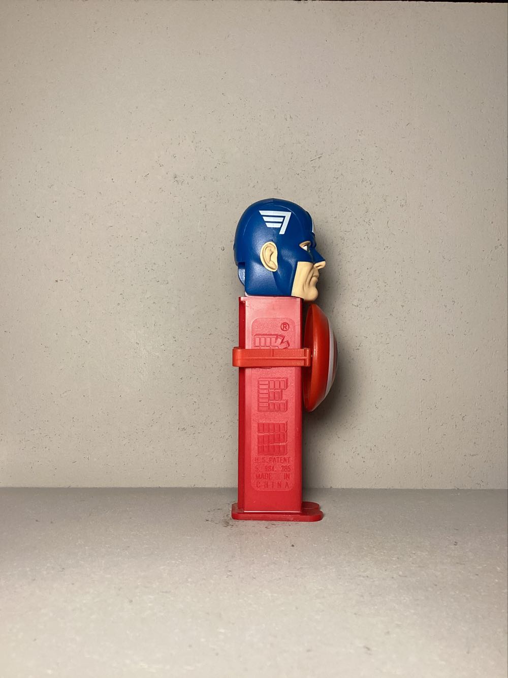 Super Heroes& Villains, Marvel- Captain America C - Licenced Characters pez collectible - Main Image 2
