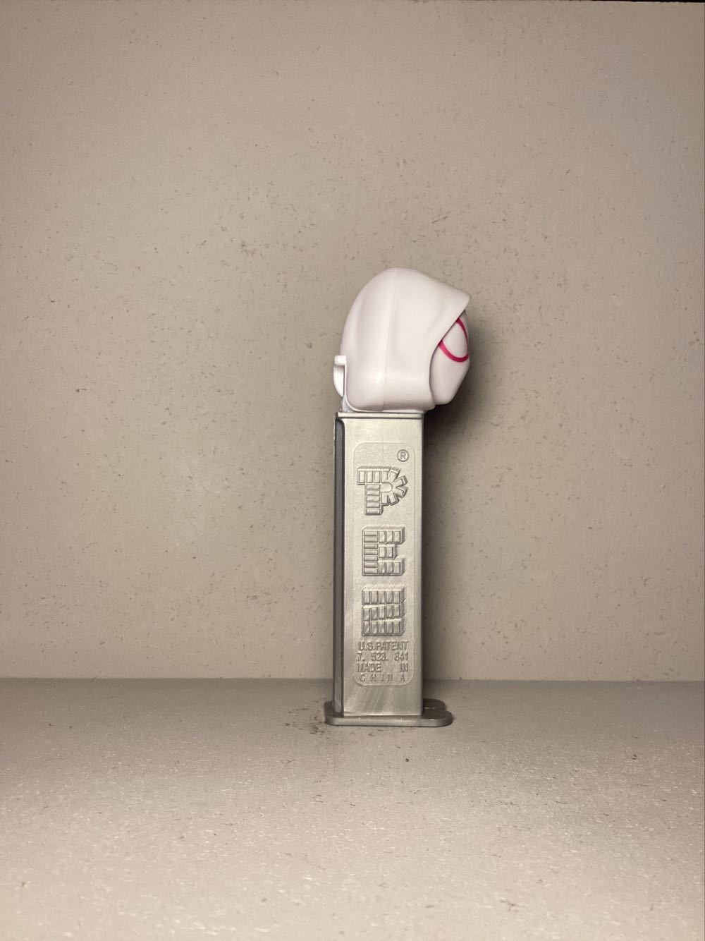 Super Heroes & Villains, Marvel- Ghost Spider - Licenced Characters pez collectible - Main Image 2