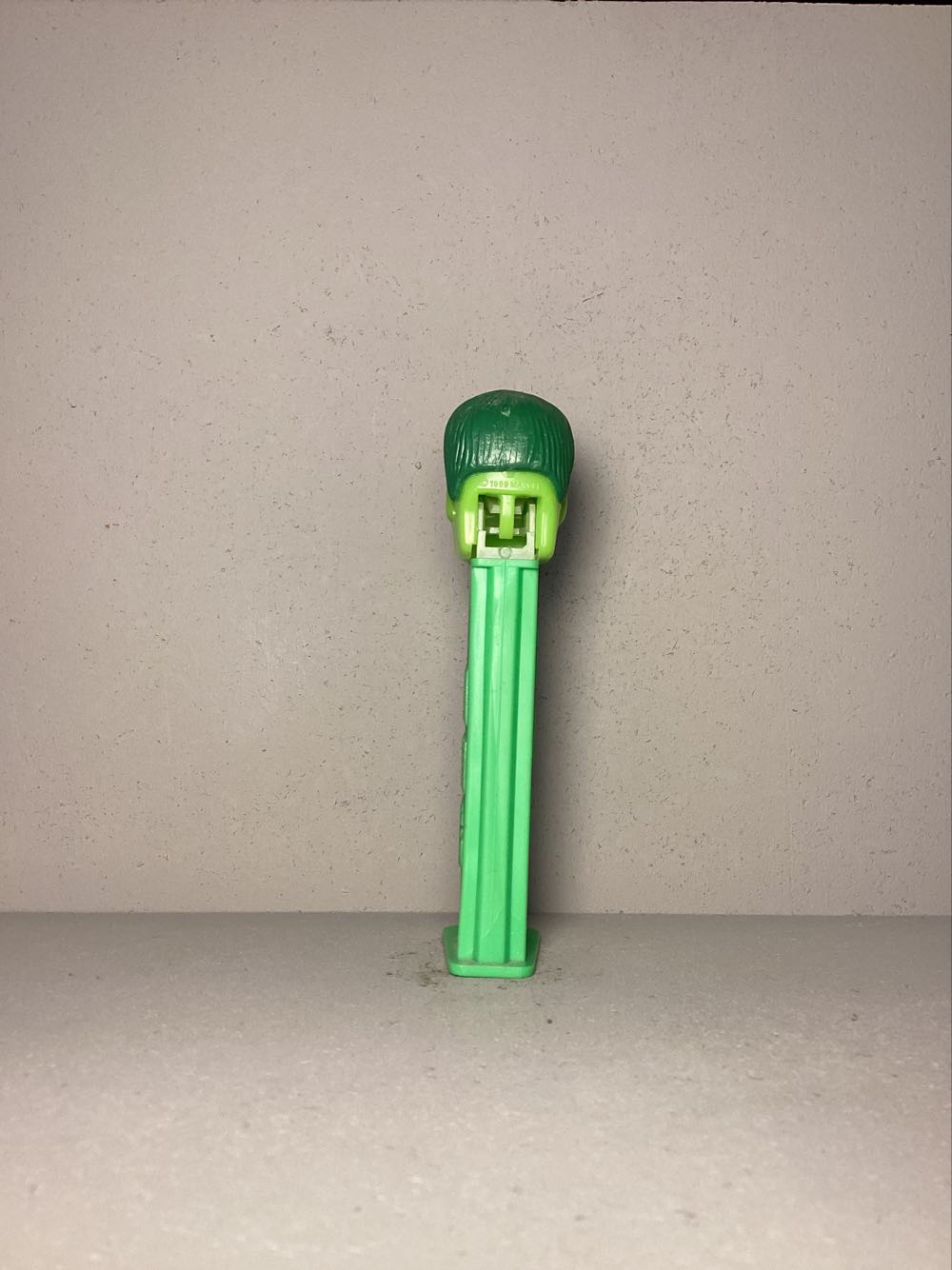 Super Heroes & Villains, Marvel- Hulk B - Licenced Characters pez collectible - Main Image 3