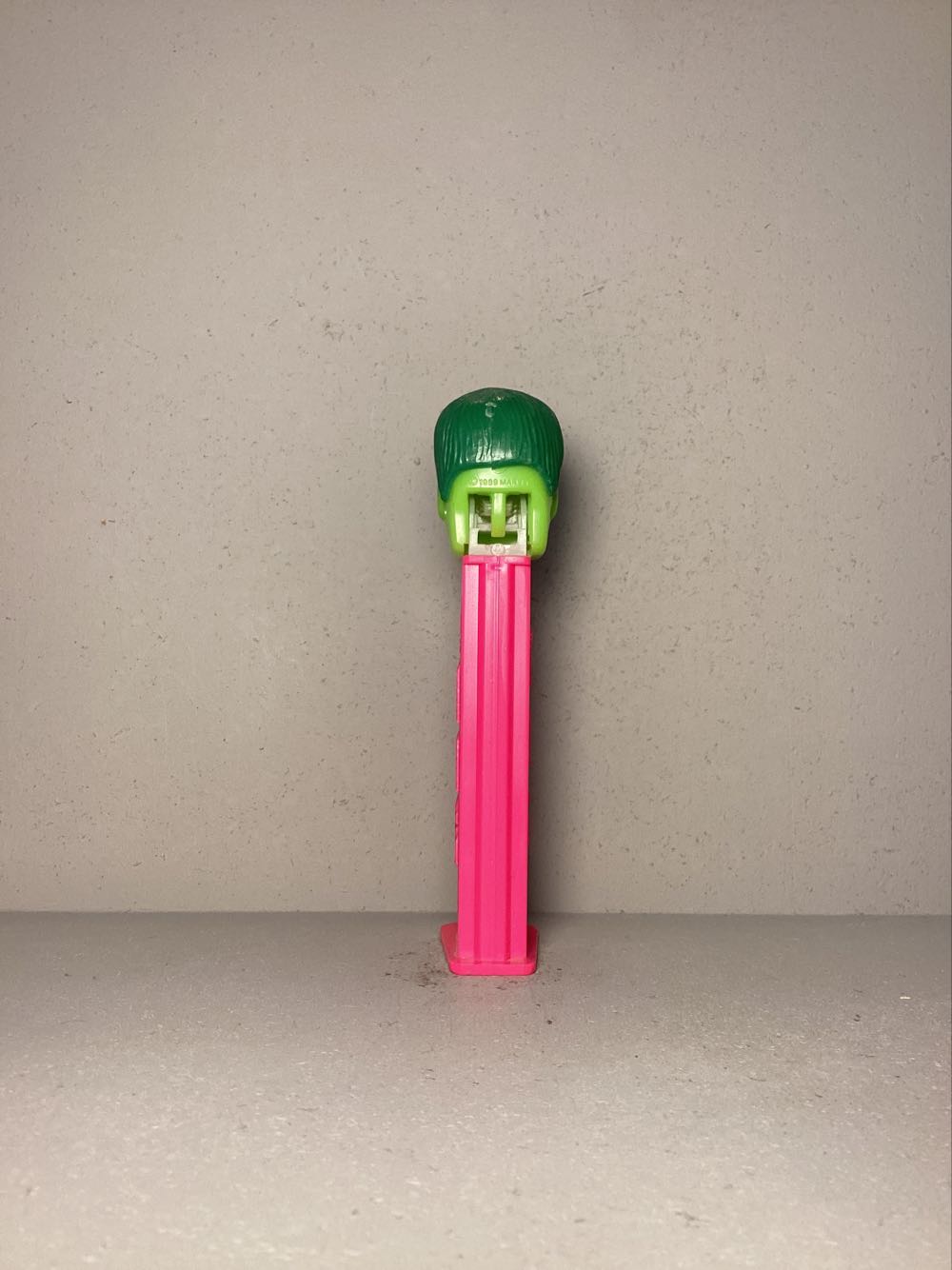 Super Heroes & Villains, Marvel- Hulk B - Licenced Characters pez collectible - Main Image 3