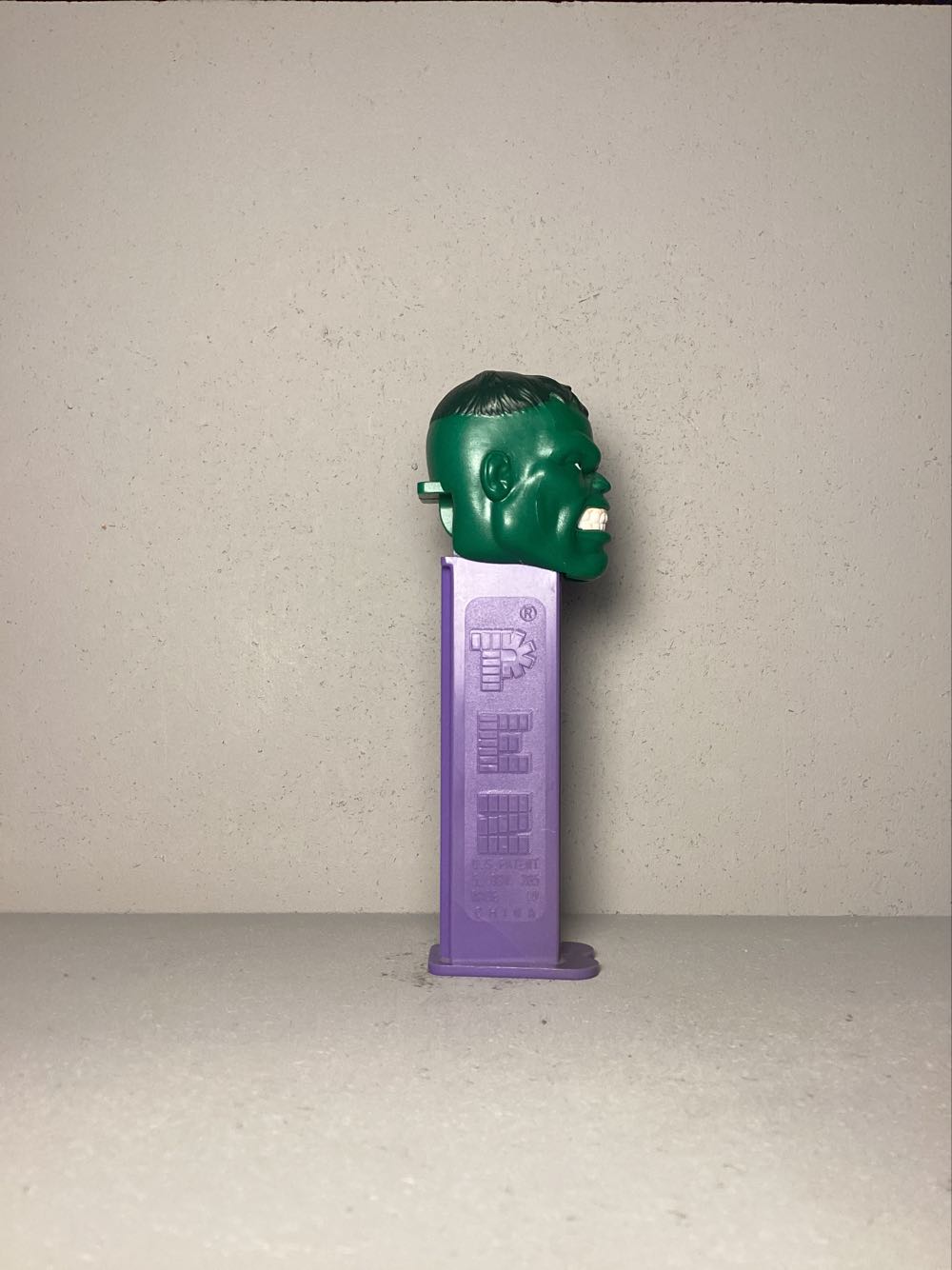 Super Heroes & Villains, Marvel- Hulk D - Licenced Characters pez collectible - Main Image 2