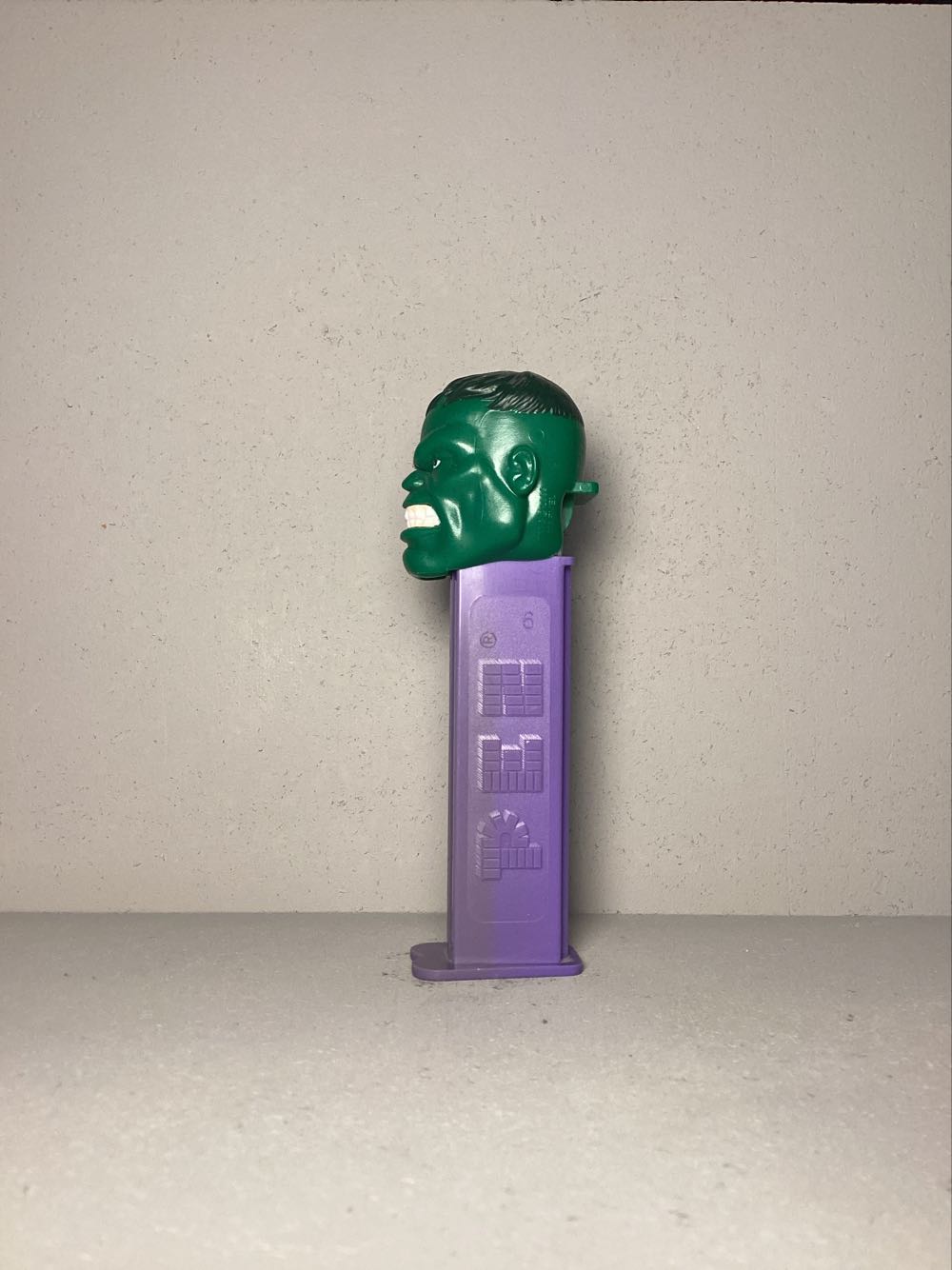 Super Heroes & Villains, Marvel- Hulk D - Licenced Characters pez collectible - Main Image 4
