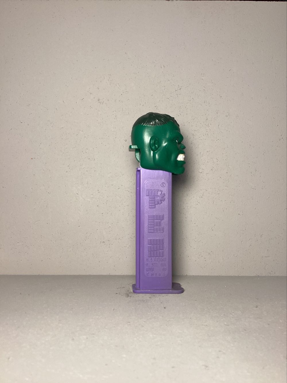 Super Heroes & Villains, Marvel- Hulk D - Licenced Characters pez collectible - Main Image 2