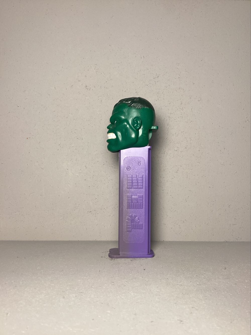 Super Heroes & Villains, Marvel- Hulk D - Licenced Characters pez collectible - Main Image 4
