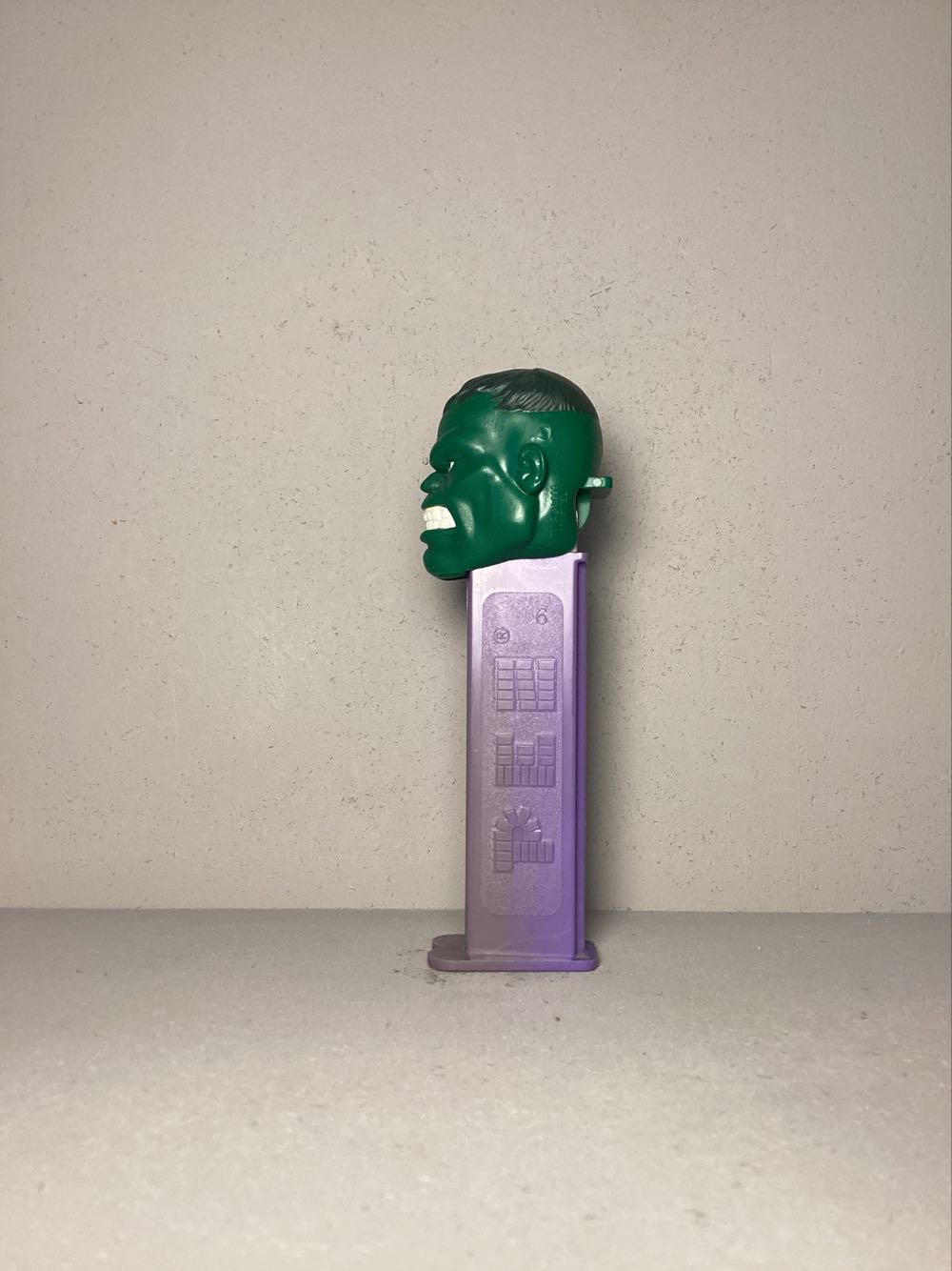 Super Heroes & Villains, Marvel- Hulk D - Licenced Characters pez collectible - Main Image 4