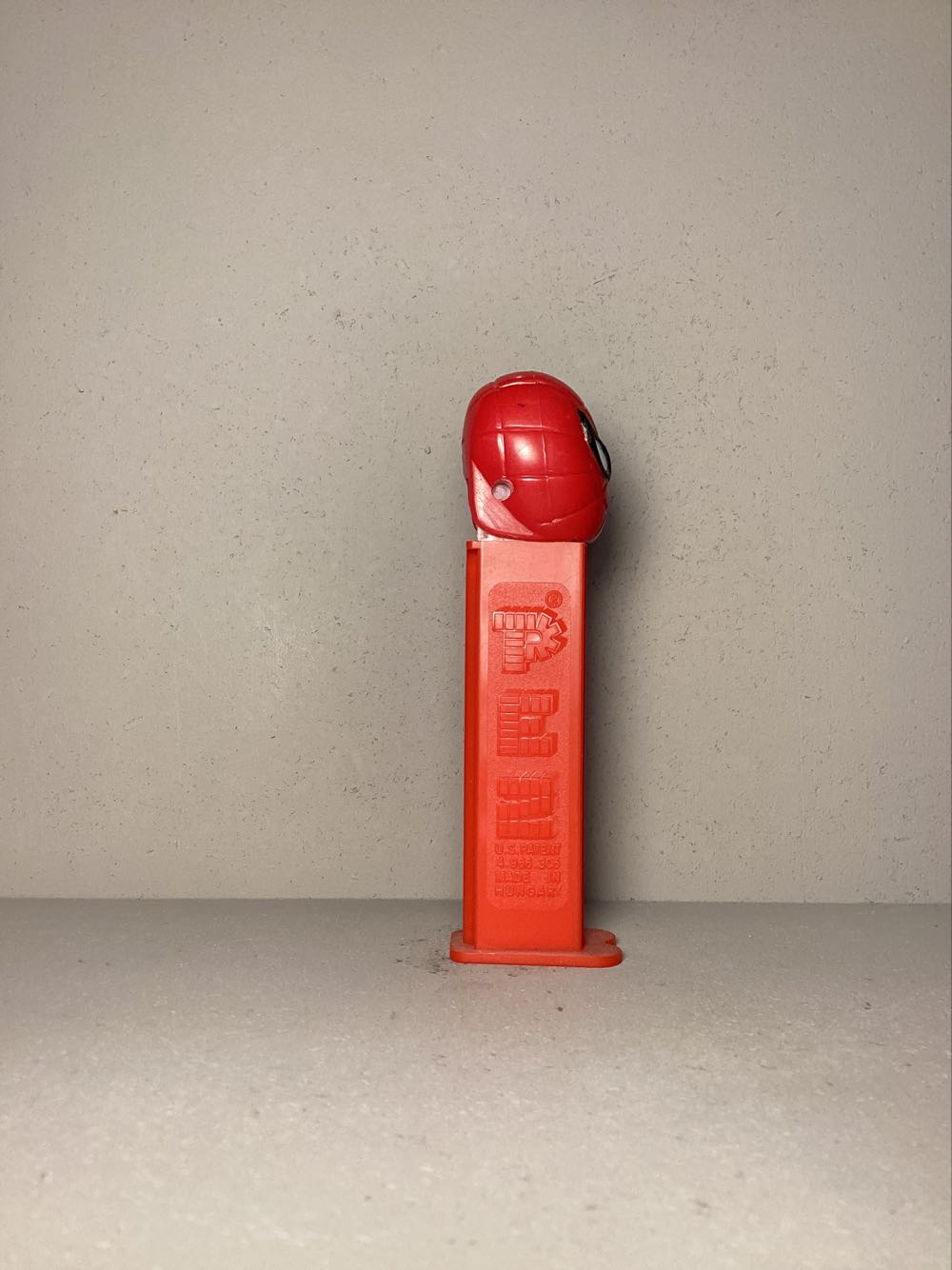 Super Heroes & Villains- Spiderman B - Licenced Characters pez collectible - Main Image 2