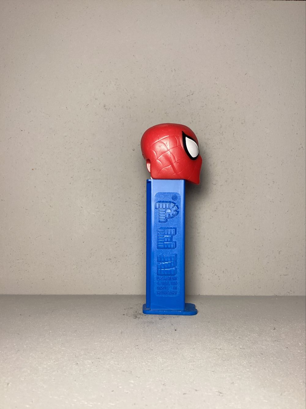 Super Heroes & Villains- Spiderman D - Licenced Characters pez collectible - Main Image 2