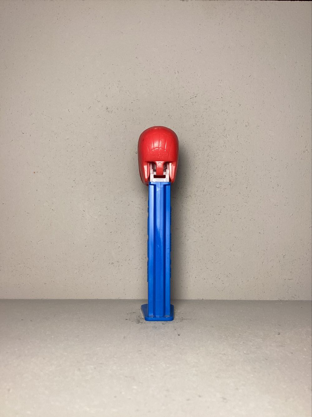 Super Heroes & Villains- Spiderman D - Licenced Characters pez collectible - Main Image 3