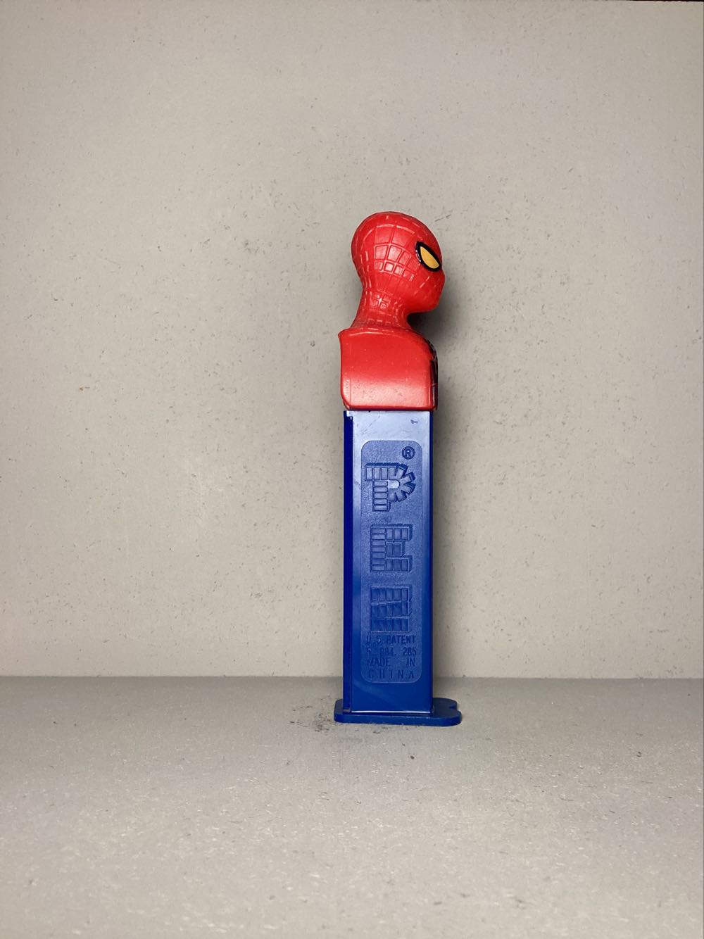 Super Heroes & Villains- Spiderman E - Licenced Characters pez collectible - Main Image 2