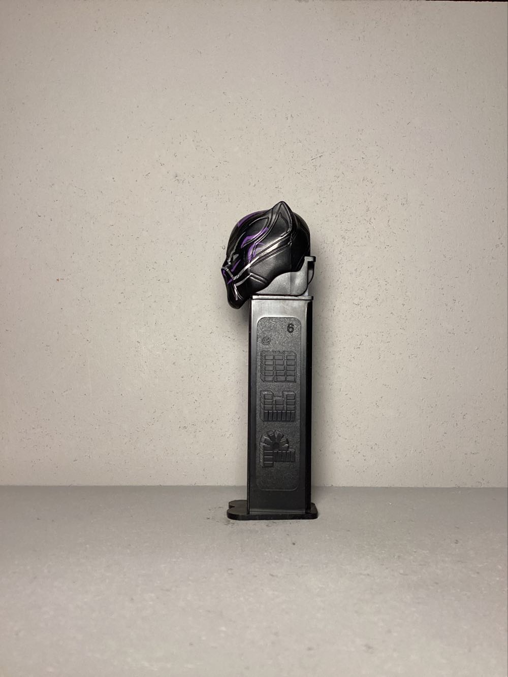 Super Heroes & Villains, Marvel- Black Panther (Purple) - Licenced Characters pez collectible - Main Image 4