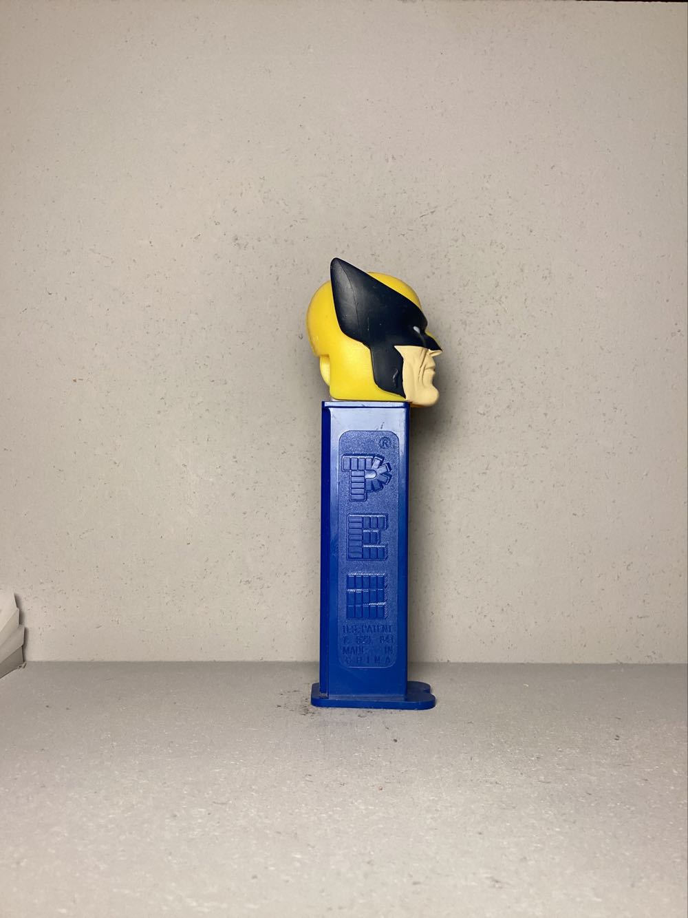Super Heroes, Marvel- Wolverine B - Licenced Characters pez collectible - Main Image 2