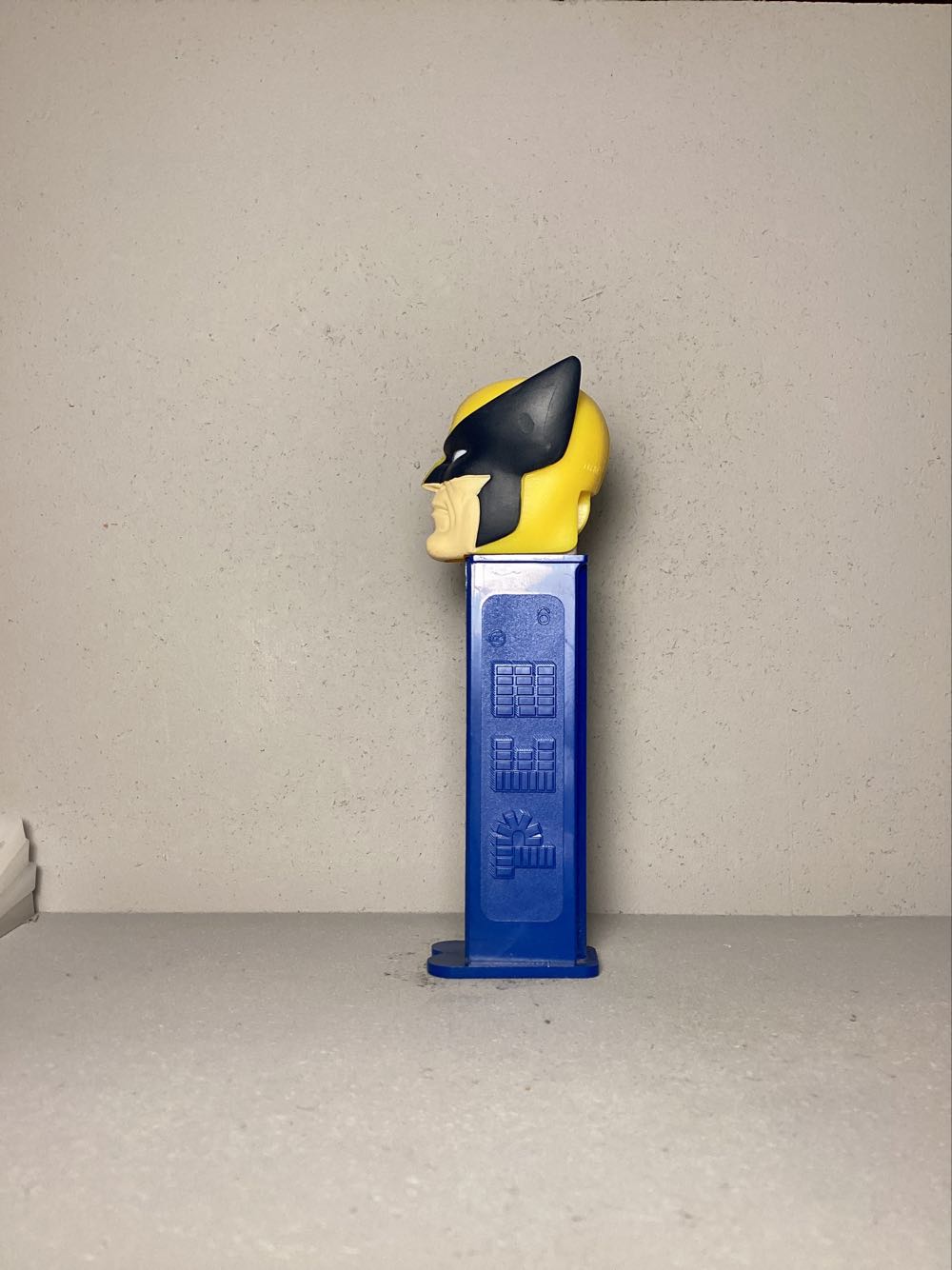 Super Heroes, Marvel- Wolverine B - Licenced Characters pez collectible - Main Image 4