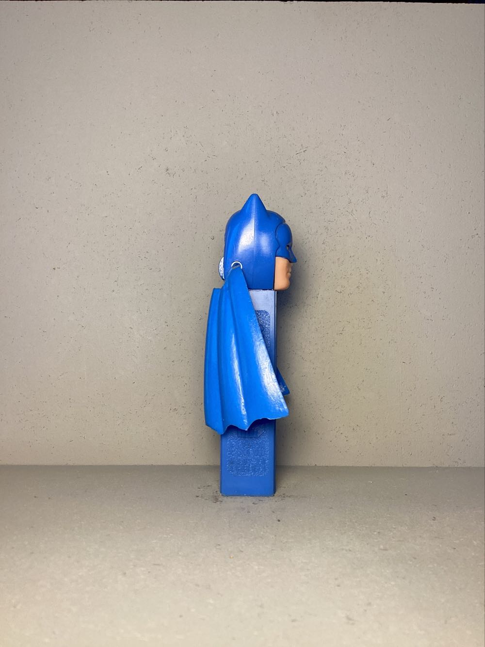 Super Heroes & Villains, Justice League- Batman with Cape - Licenced Characters pez collectible - Main Image 2