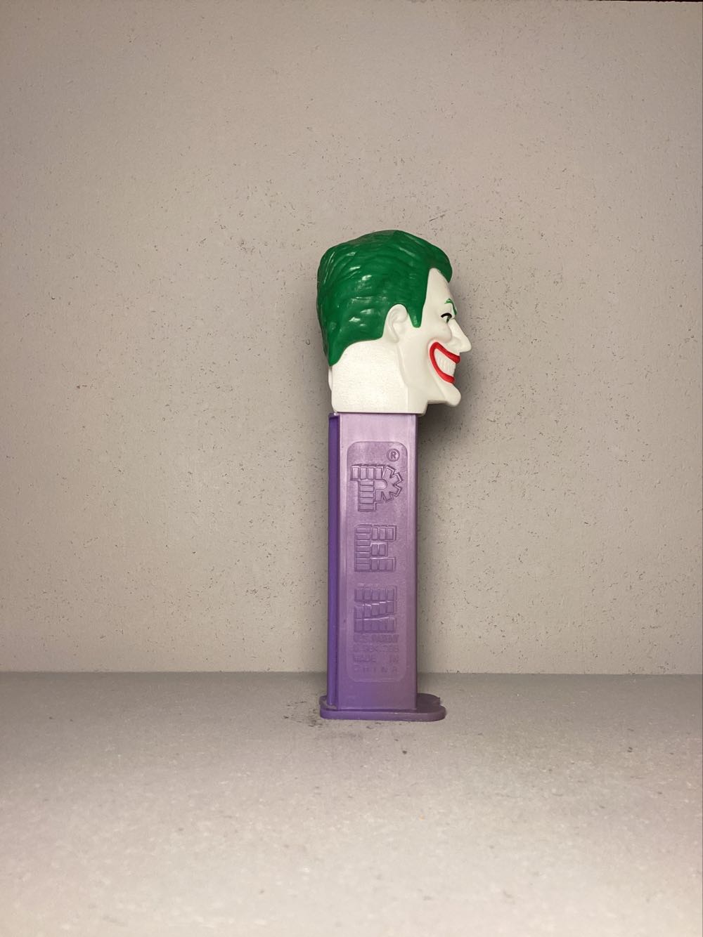 Super Heroes & Villains, Justice League- Joker B - Licenced Characters pez collectible - Main Image 2