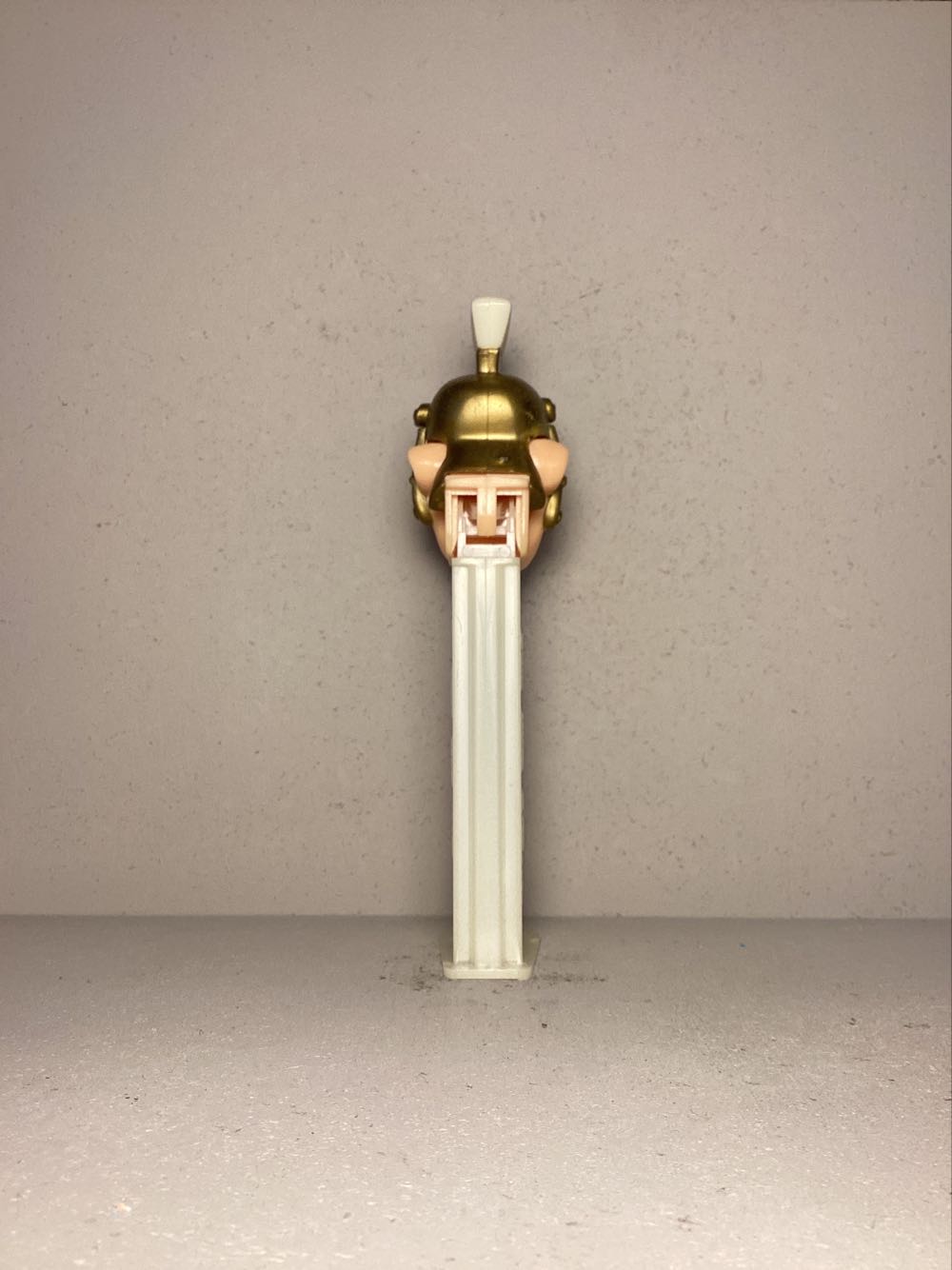 Asterix- Roman Soldier - Licenced Characters pez collectible - Main Image 3