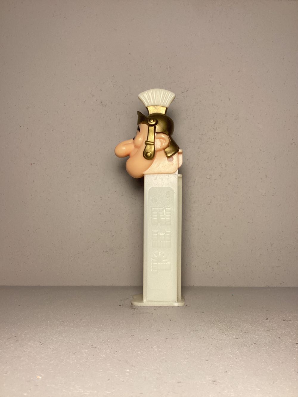 Asterix- Roman Soldier - Licenced Characters pez collectible - Main Image 4