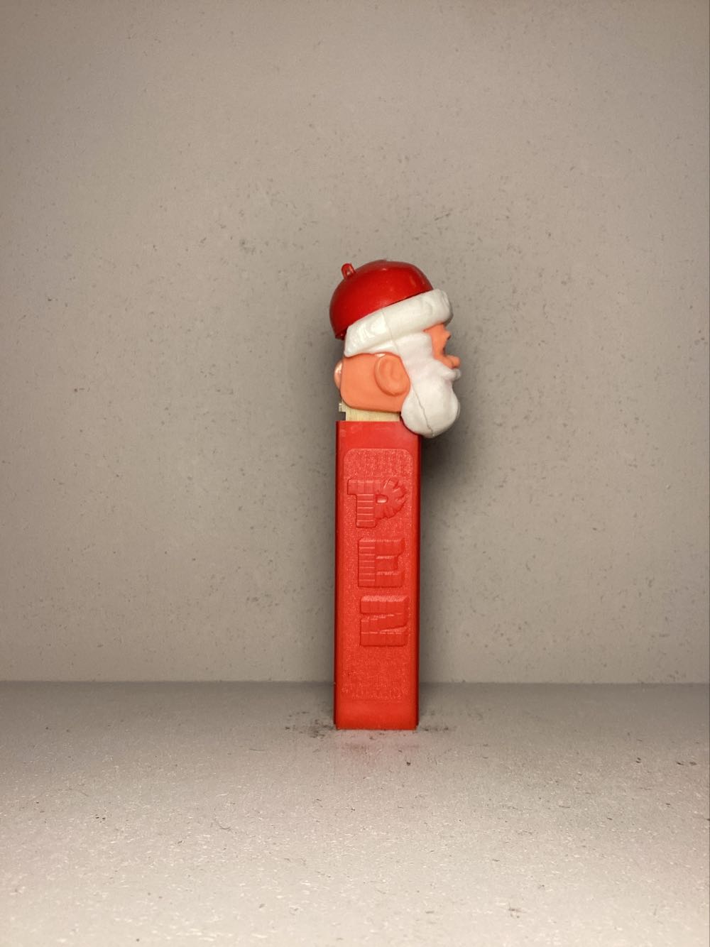 Christmas- Santa Claus C- Loop in Cap - Holiday pez collectible - Main Image 2