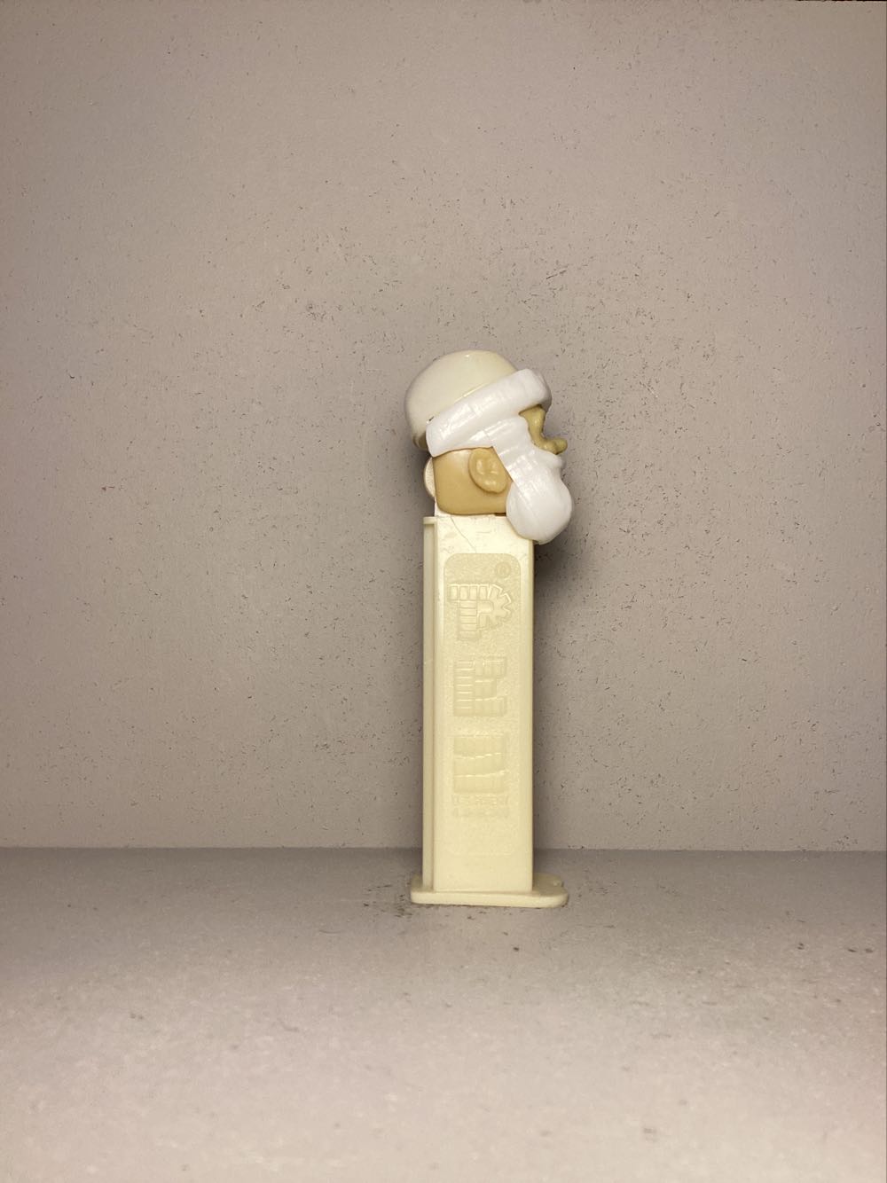 Christmas- Santa Claus C - Holiday pez collectible - Main Image 2