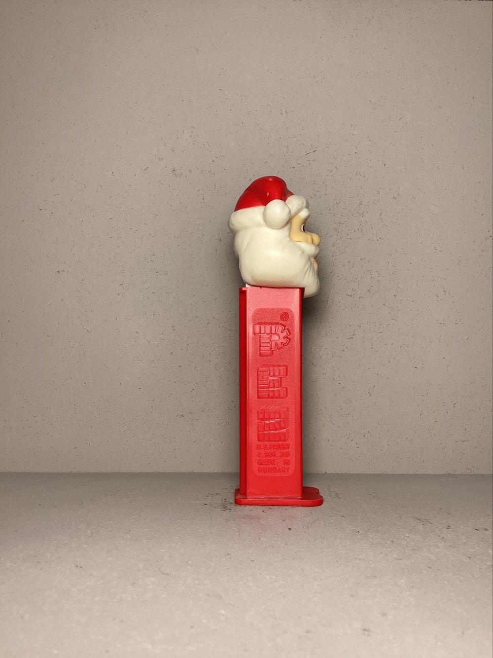 Santa Claus - E  - Holiday pez collectible - Main Image 2