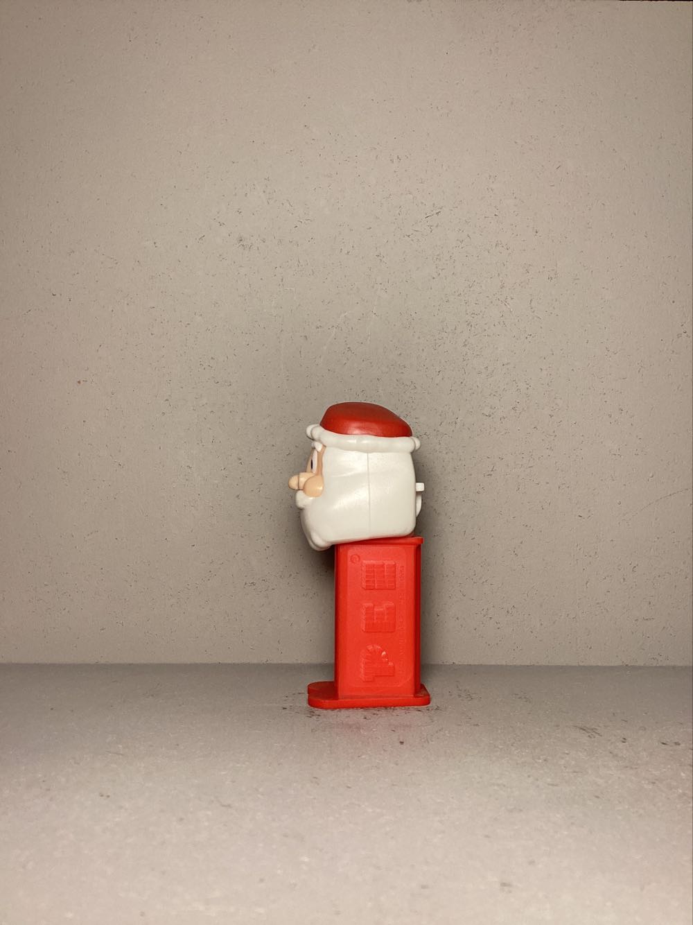 Christmas: Santa Claus E - Holiday pez collectible - Main Image 4