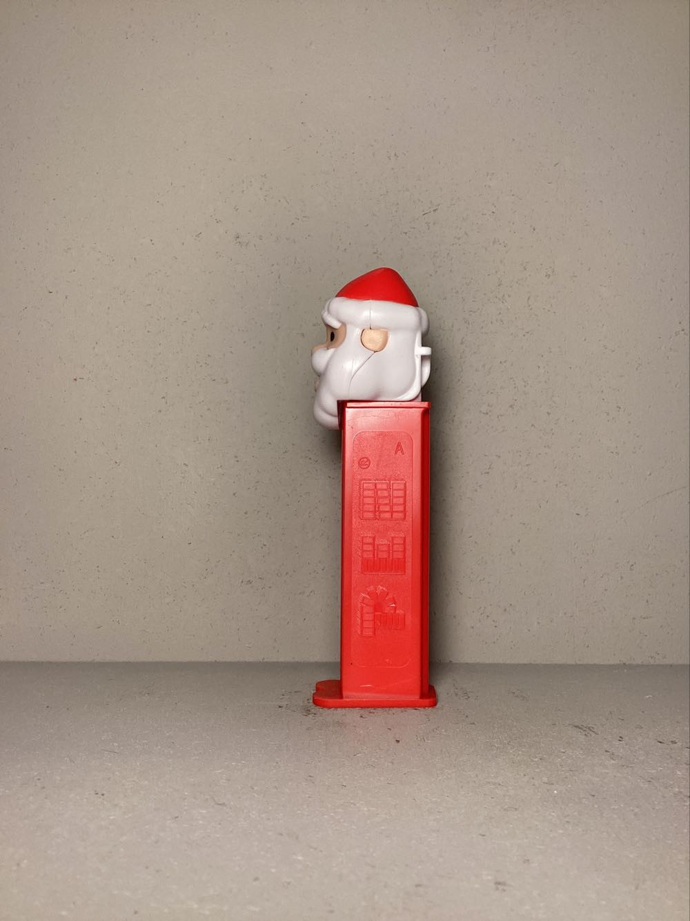 Christmas- Santa Claus F - Holiday pez collectible - Main Image 4