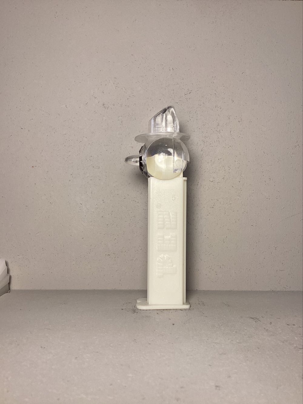 Christmas - Snowman B - Holiday pez collectible - Main Image 4