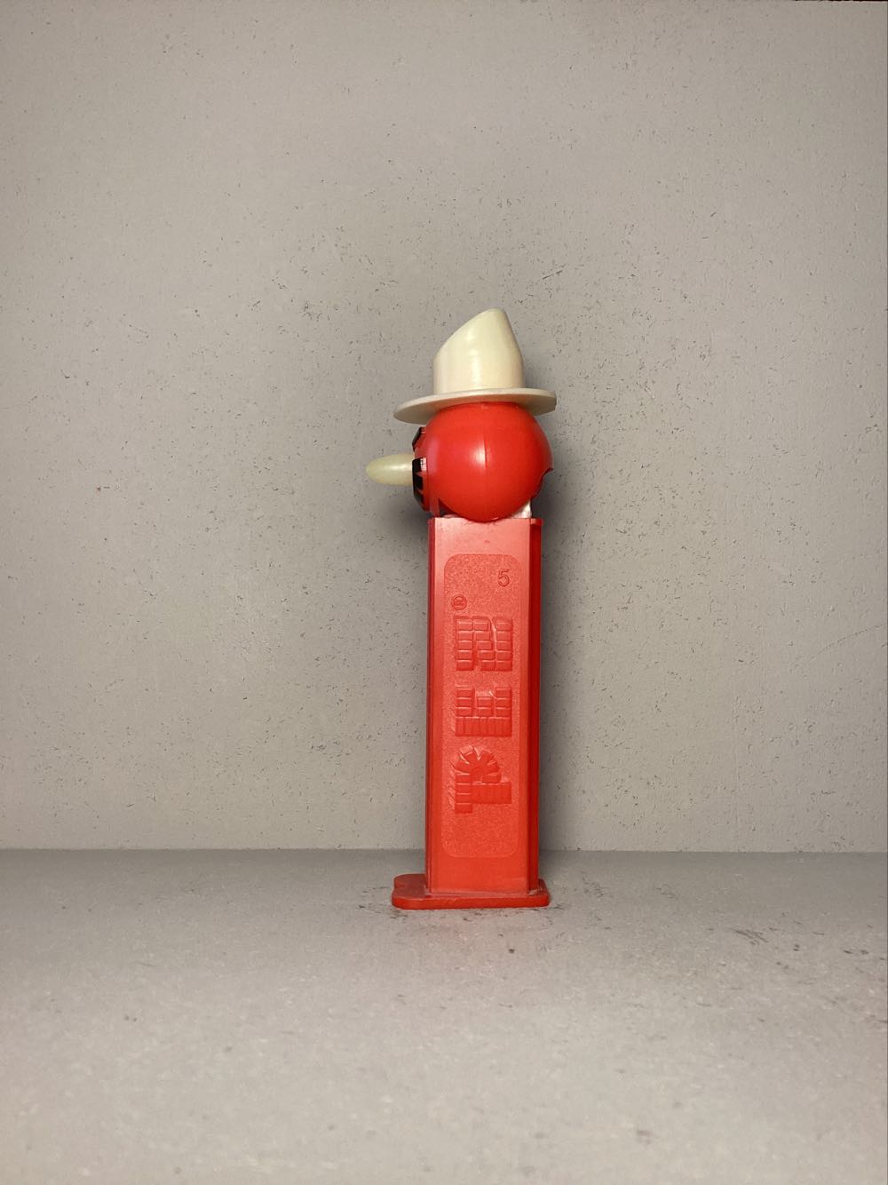 Christmas - Snowman B - Holiday pez collectible - Main Image 4
