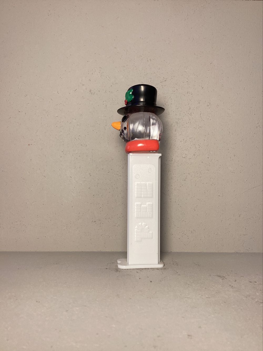 Christmas- Snowman C - Holiday pez collectible - Main Image 4