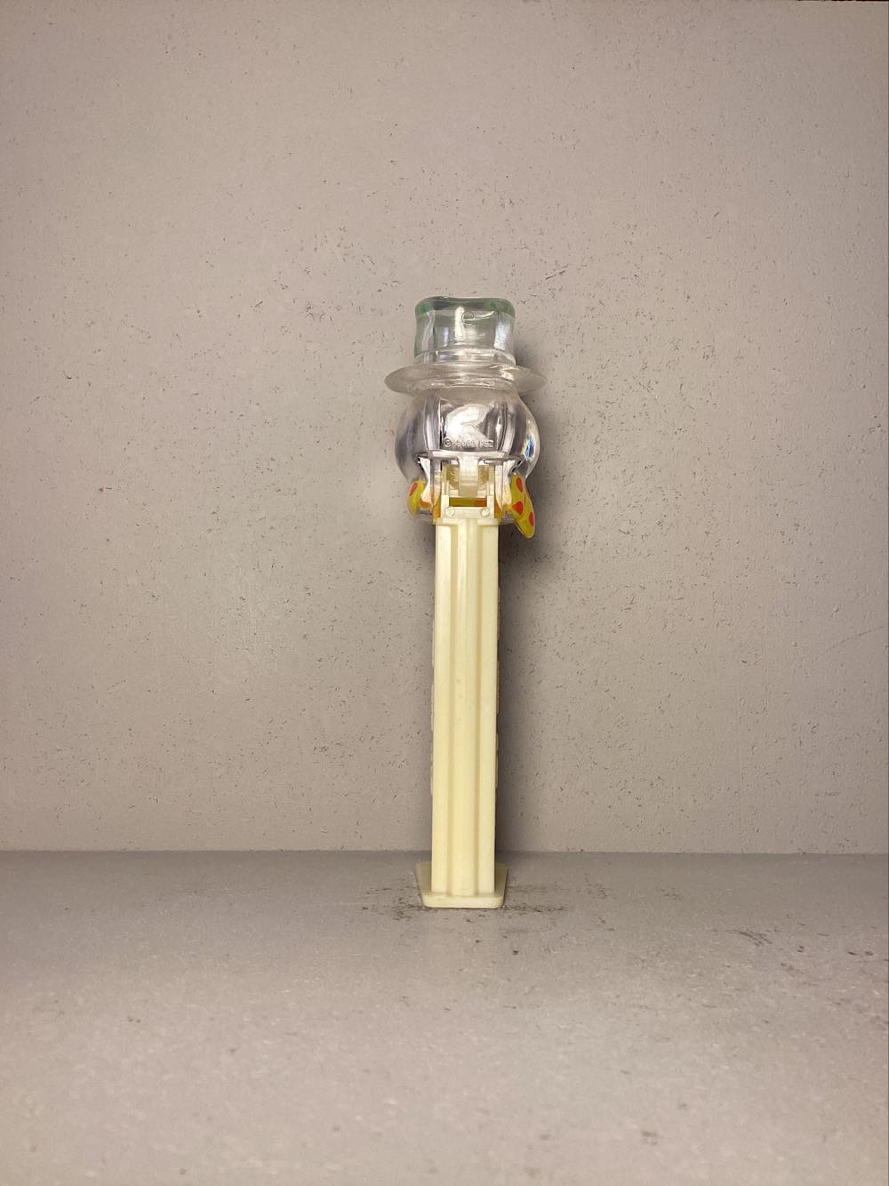 Christmas- Snowman C - Holiday pez collectible - Main Image 3