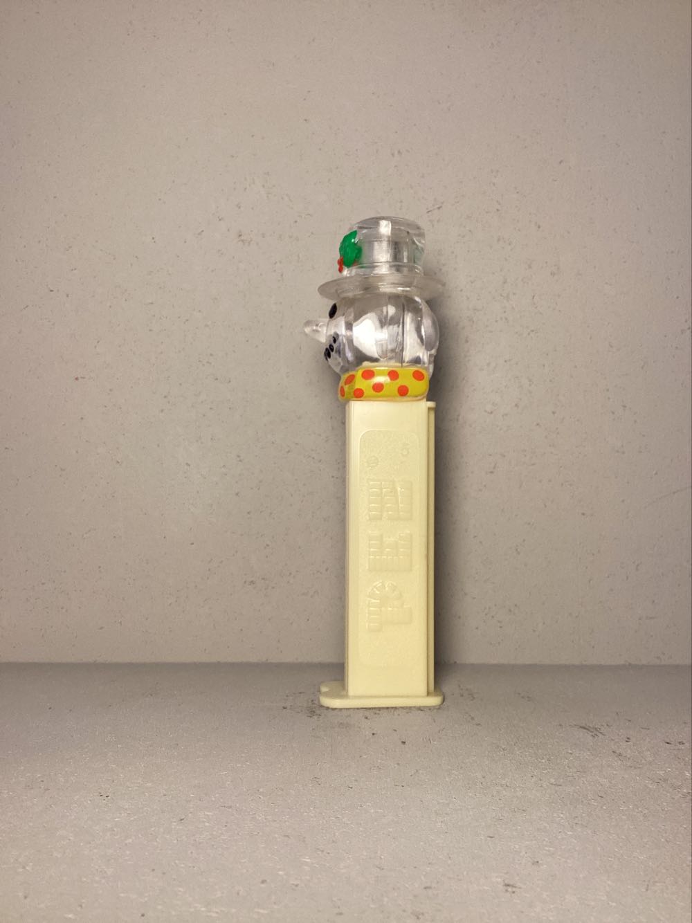 Christmas- Snowman C - Holiday pez collectible - Main Image 4