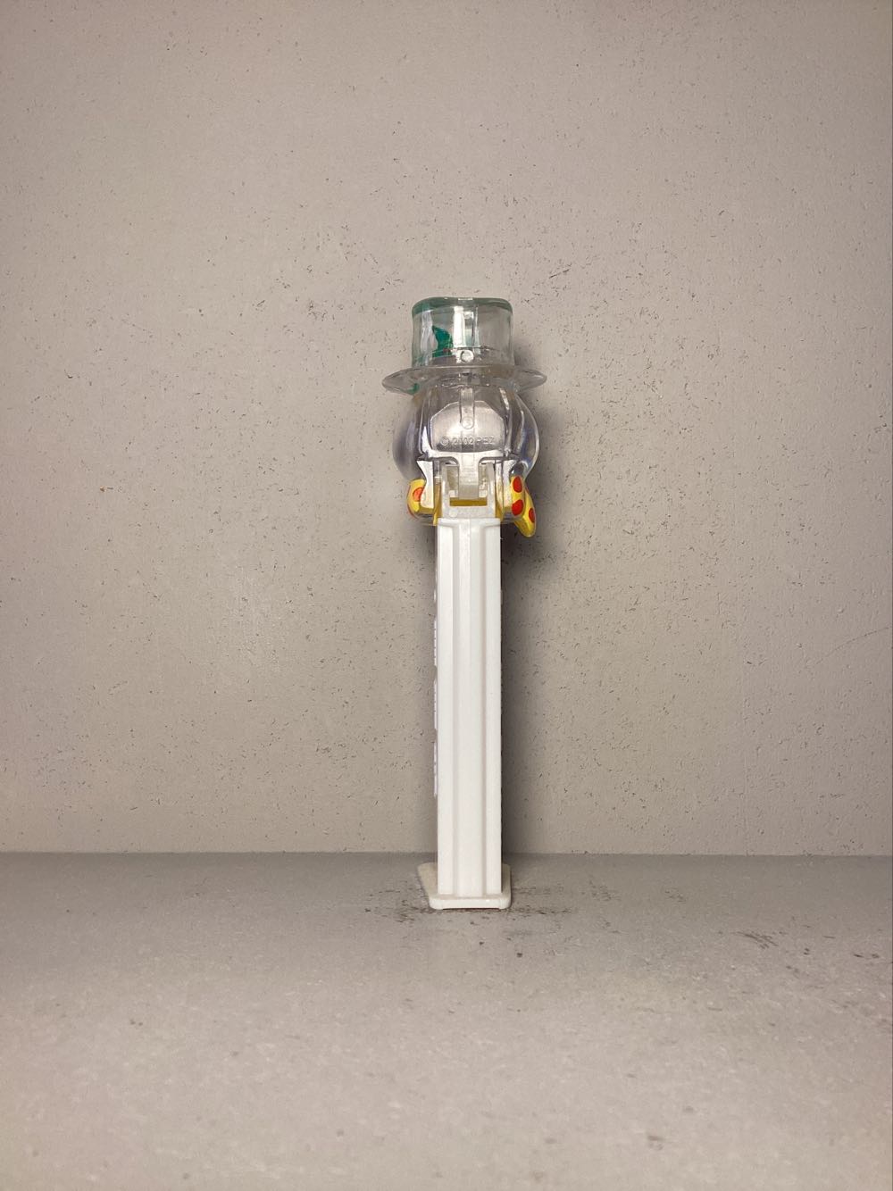 Christmas- Snowman C - Holiday pez collectible - Main Image 3