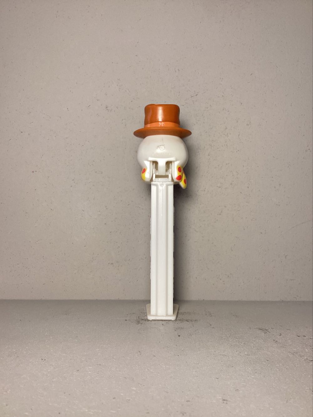 Christmas- Snowman C - Holiday pez collectible - Main Image 3